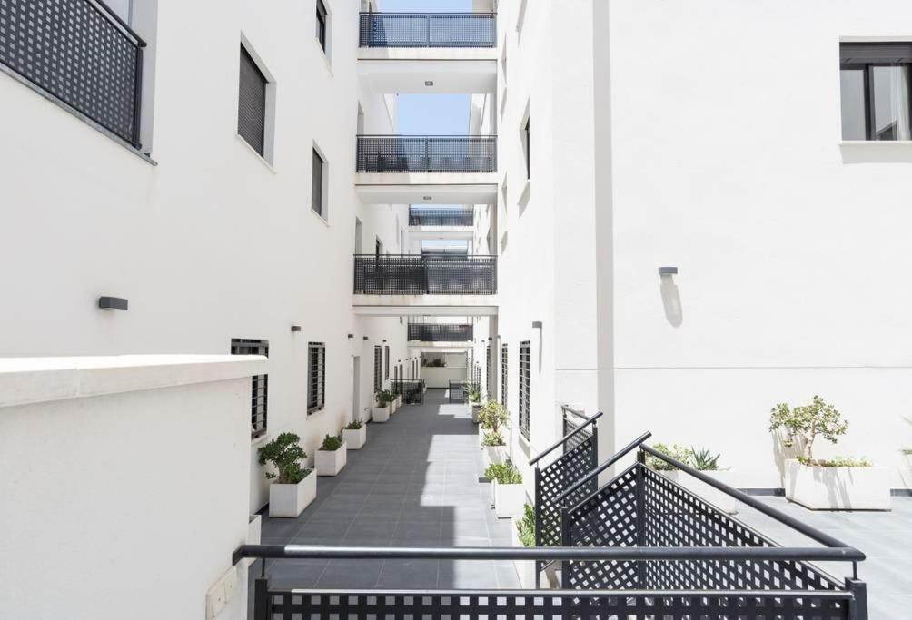 -Malagasunapts- Rooftop Pool & Free Parking Exteriér fotografie